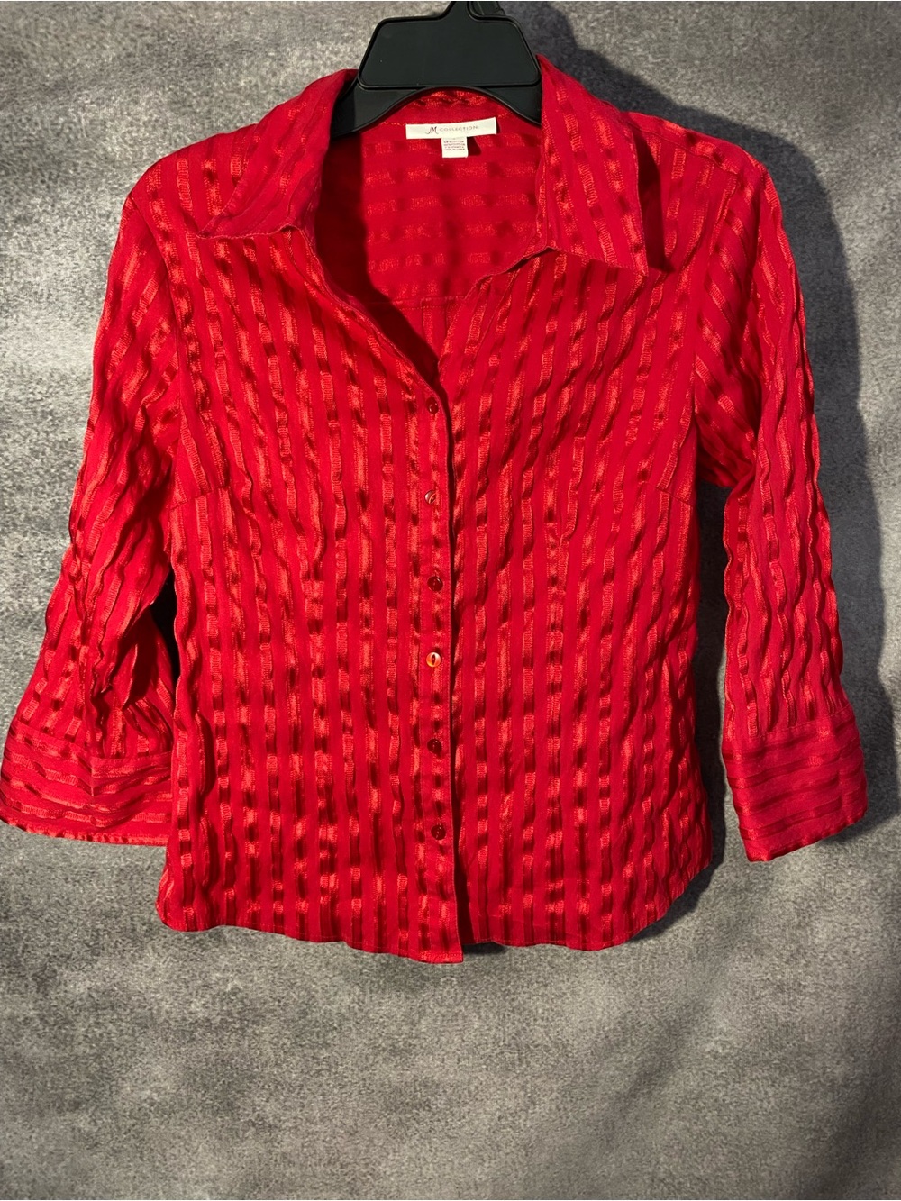 JM Collection Women Size 8 Red Textured Stripe Button Up 3/4 Sleeve Blouse Shirt